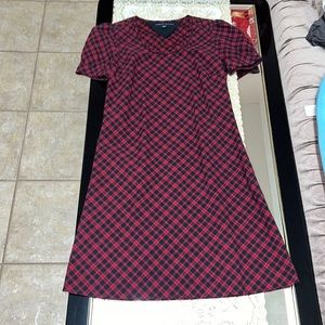 Tommy Hilfiger short-sleeved red and black plaid dress
